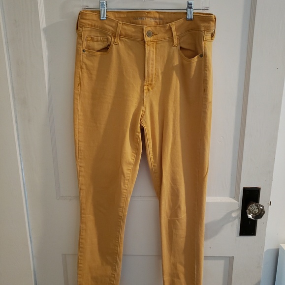 Old Navy Rockstar Midrise Skinny Jeans  - Picture 2 of 5